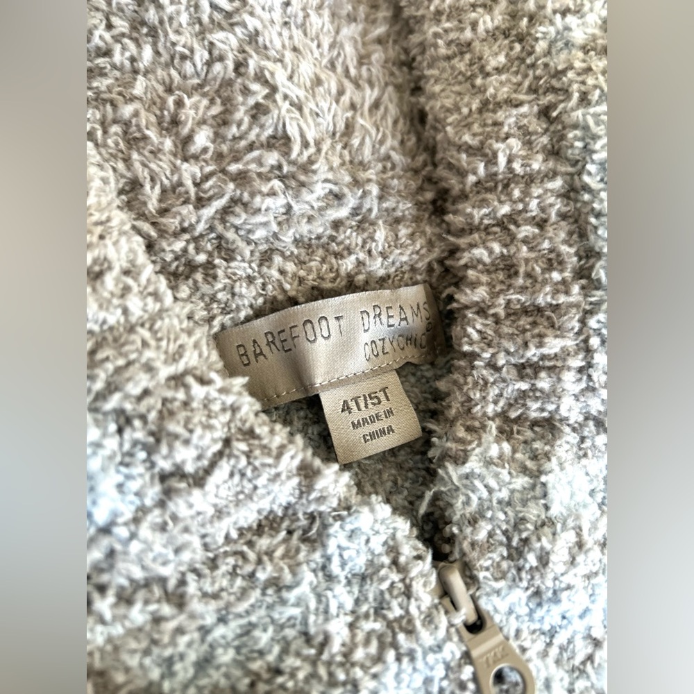 Barefoot Dreams Toddler Boys Zip Up Sweater Set Sz 4T/5T - Picture 4 of 14